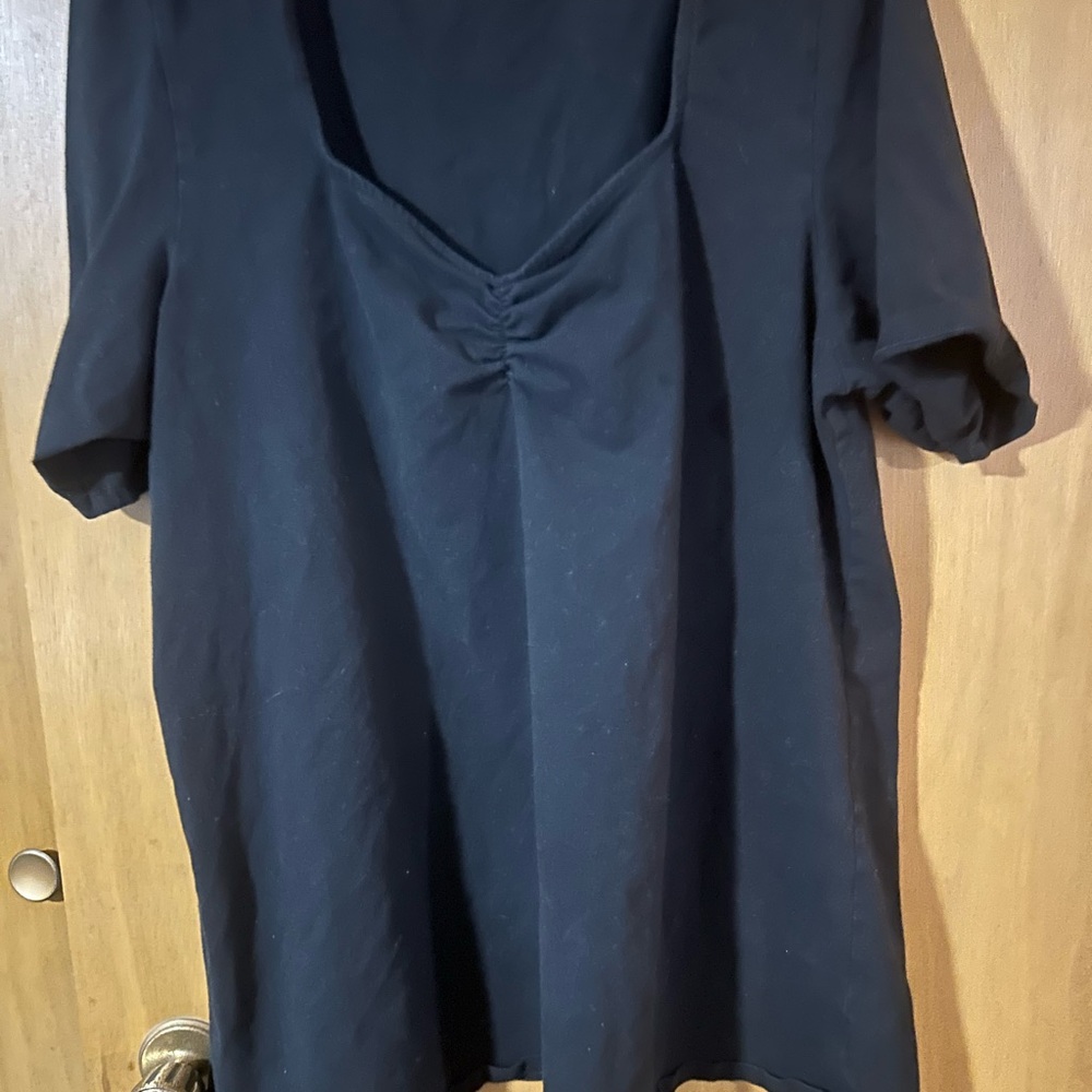 Torrid Elegant Black Short Sleeve Tee